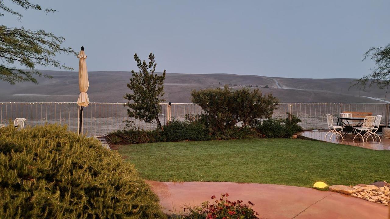 Desert Call Villa Arad Exteriör bild